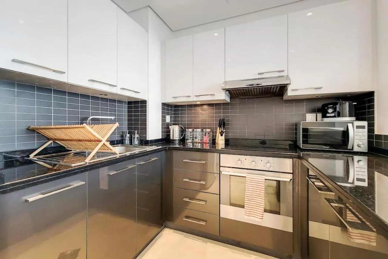 Silverene Tower B, Dubai Marina - Glamorous One Bedroom 阿拉伯联合酋长国